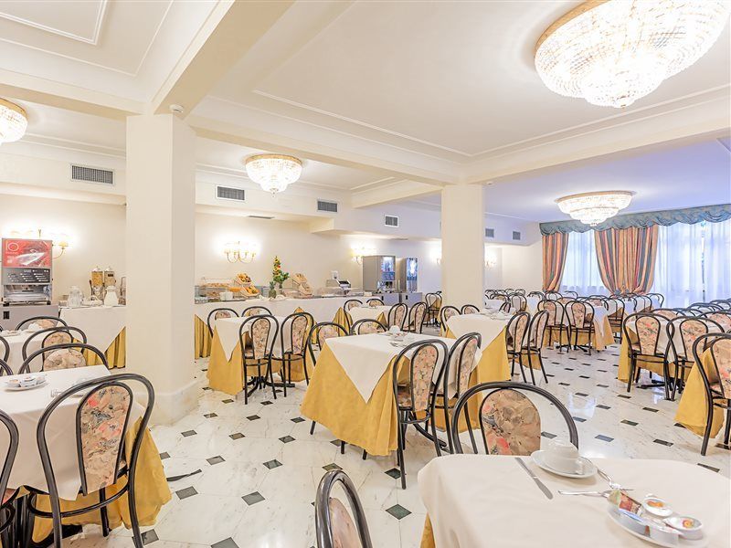 Raeli Hotel Lux Rom Exteriör bild